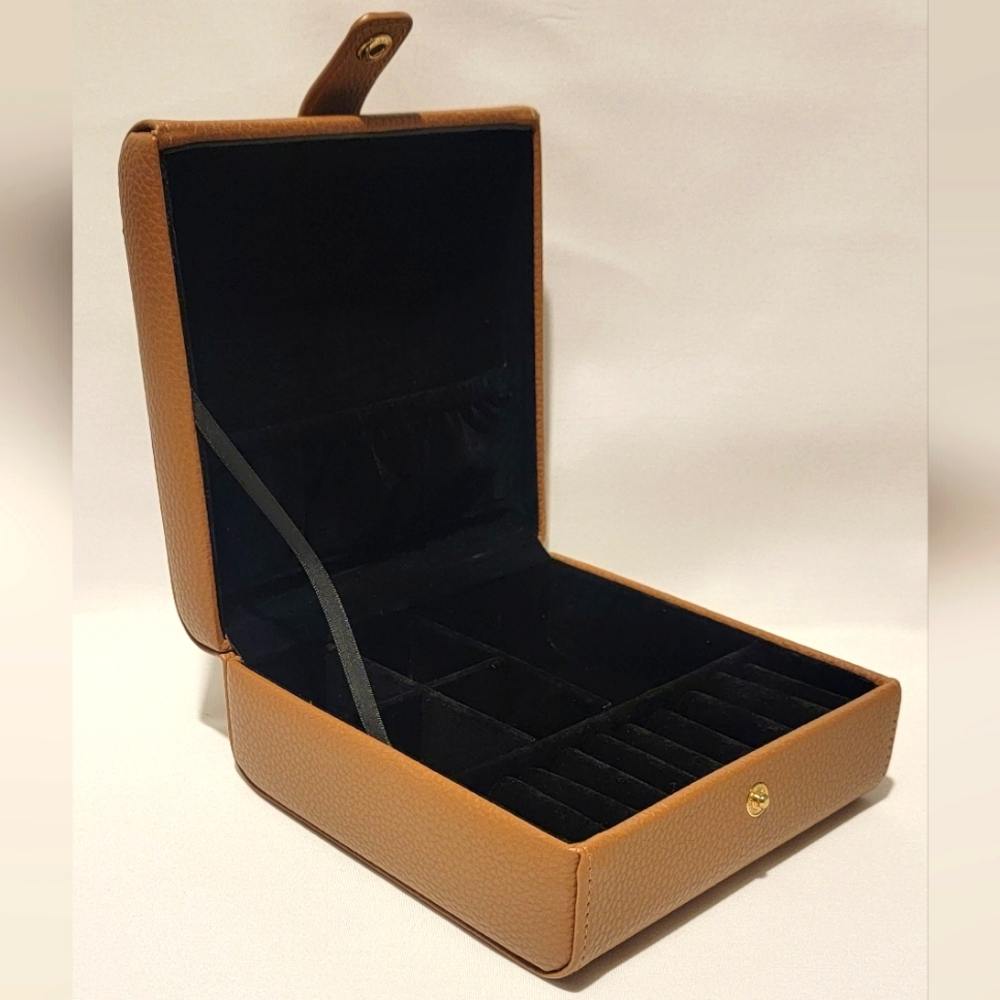 Taylor Madison Designs Jewelry Box